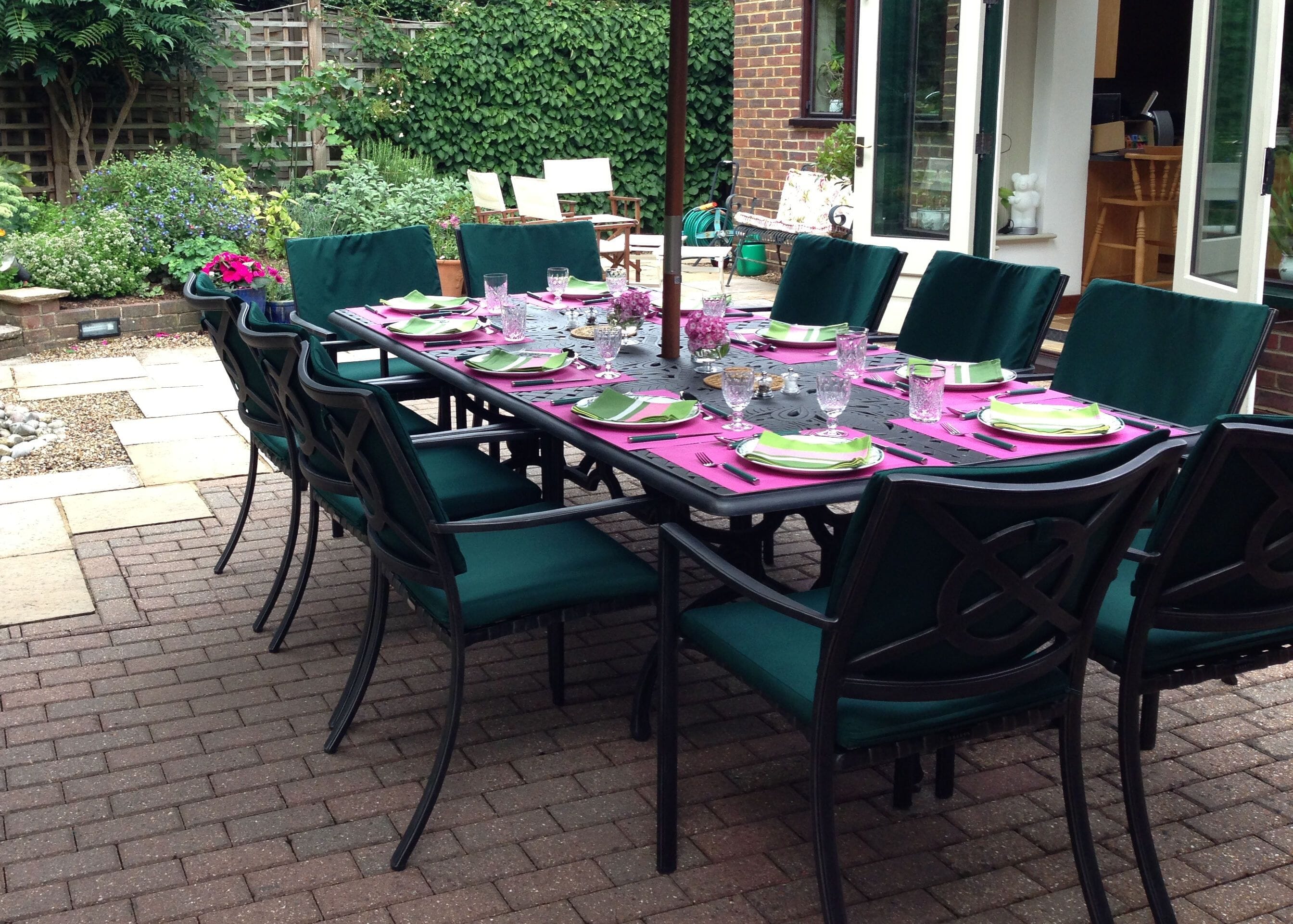 Artemis-table-with-centurian