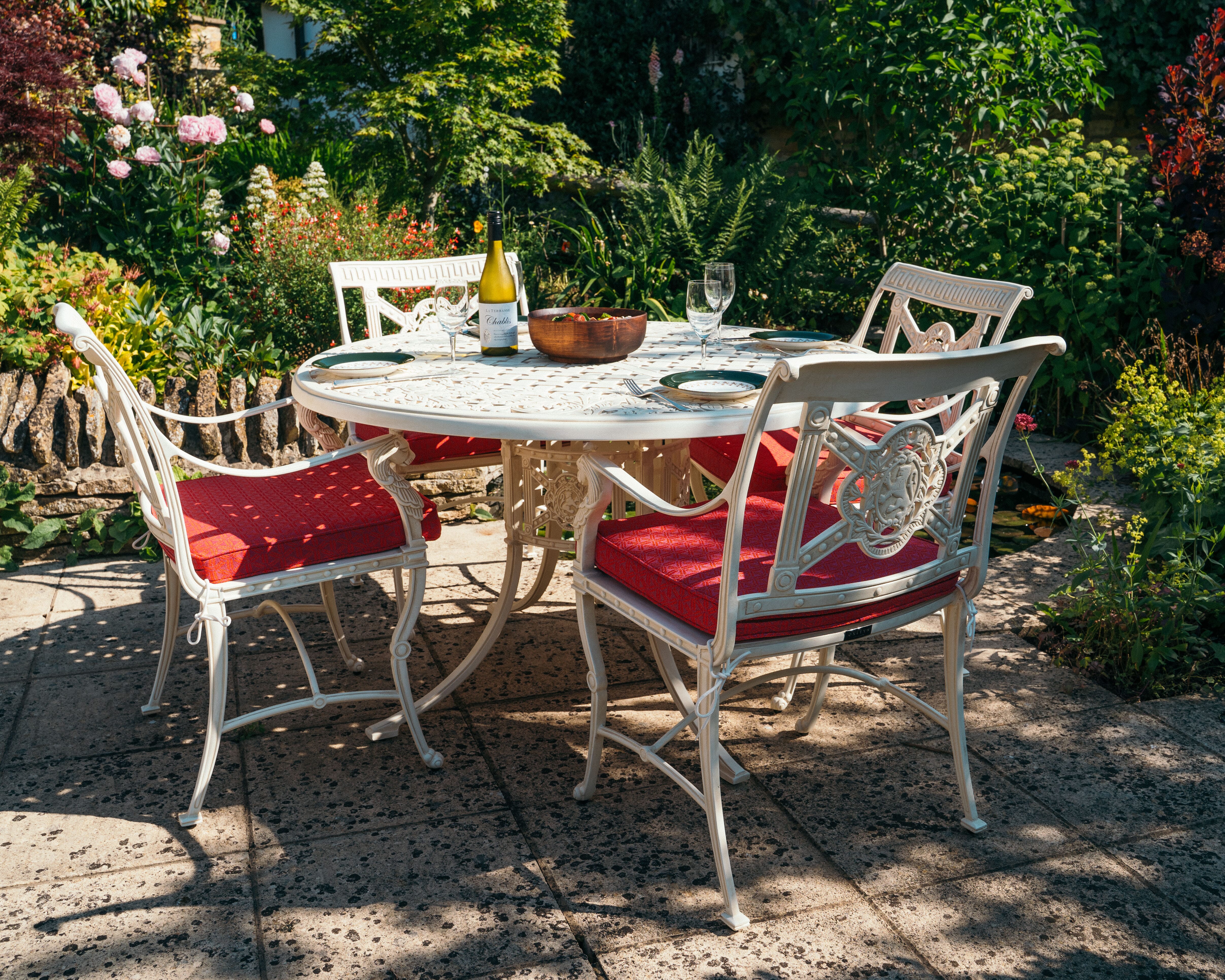 Luxury Outdoor Dining Furniture Set