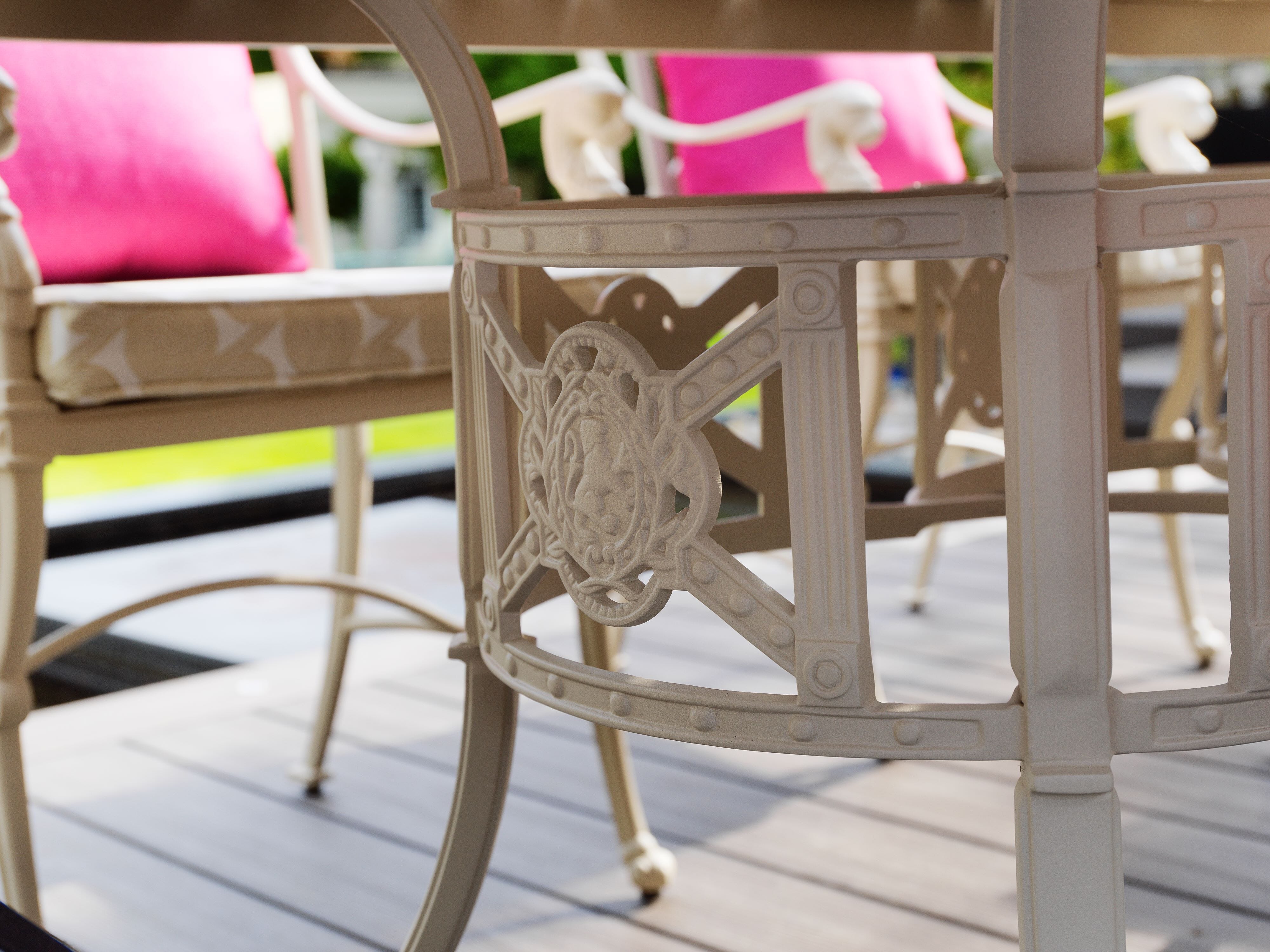 Oxleys-Furniture-Luxor-2140-Table-Legs-2021