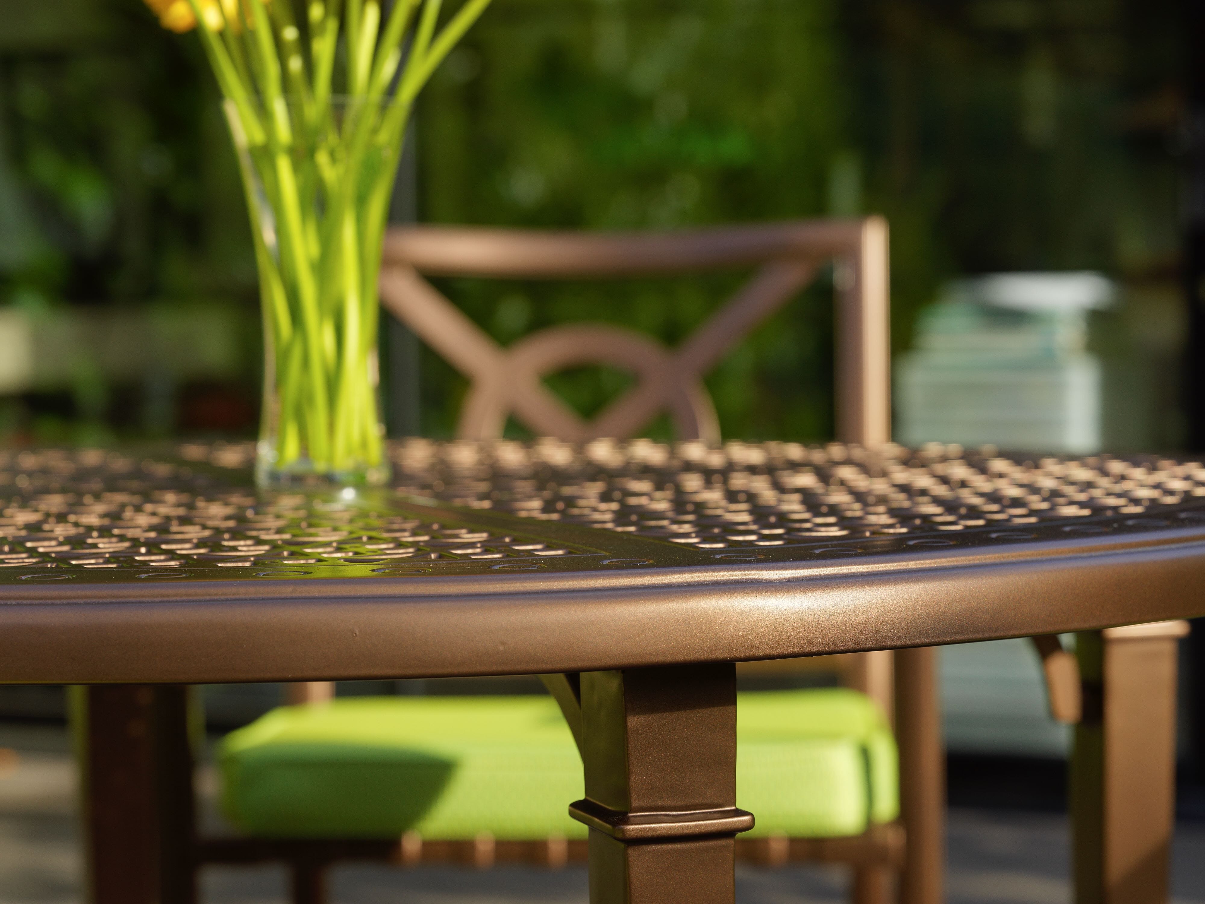 Oxley's Furniture Sienna 1100 Table Close Up (2) 2021