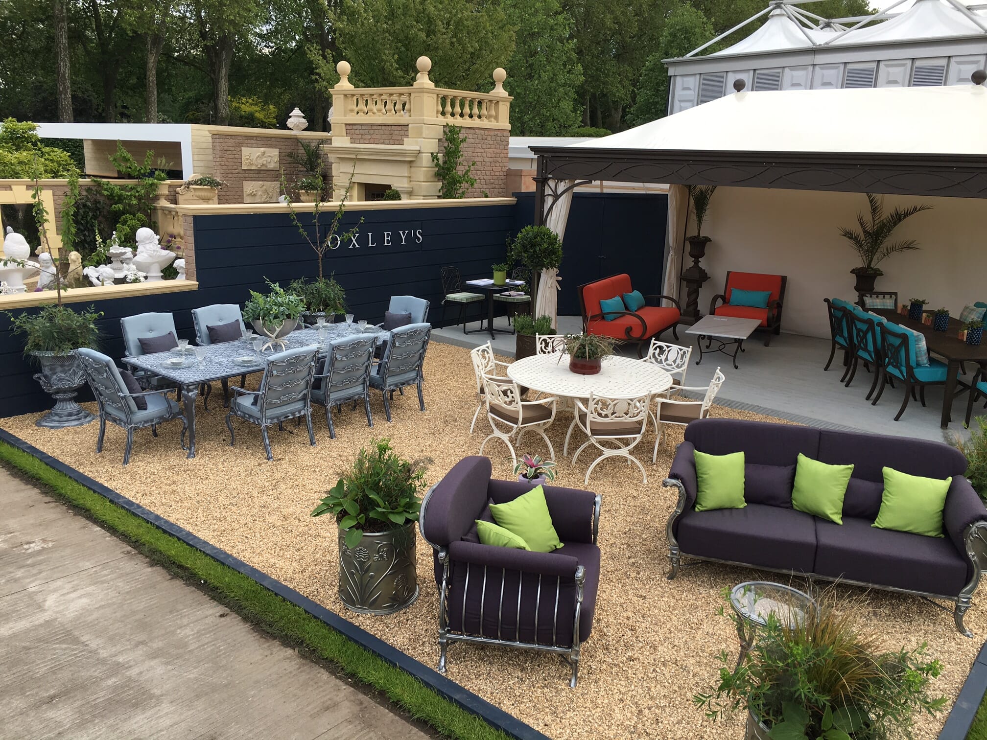 Oxleys-Furniture-Stand-at-the-Chelsea-Flower-Show-2016.HR_.