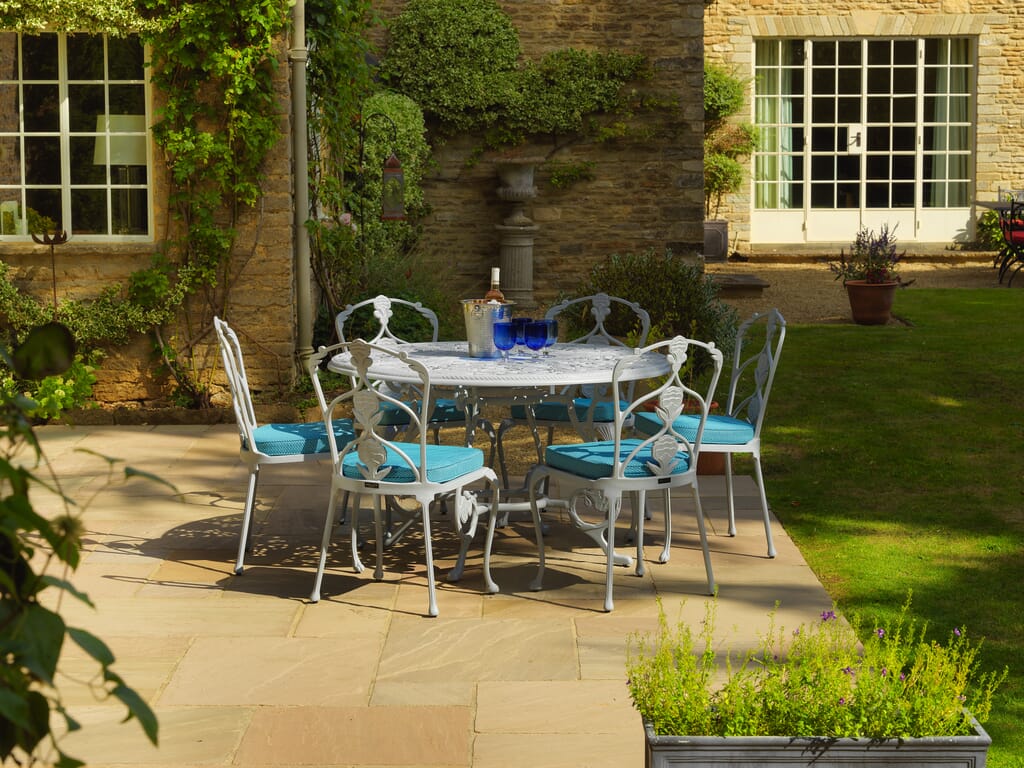 Oxleys-Barrington-1300-and-Dining-Chairs.jpg?w=1024&h=768&scale