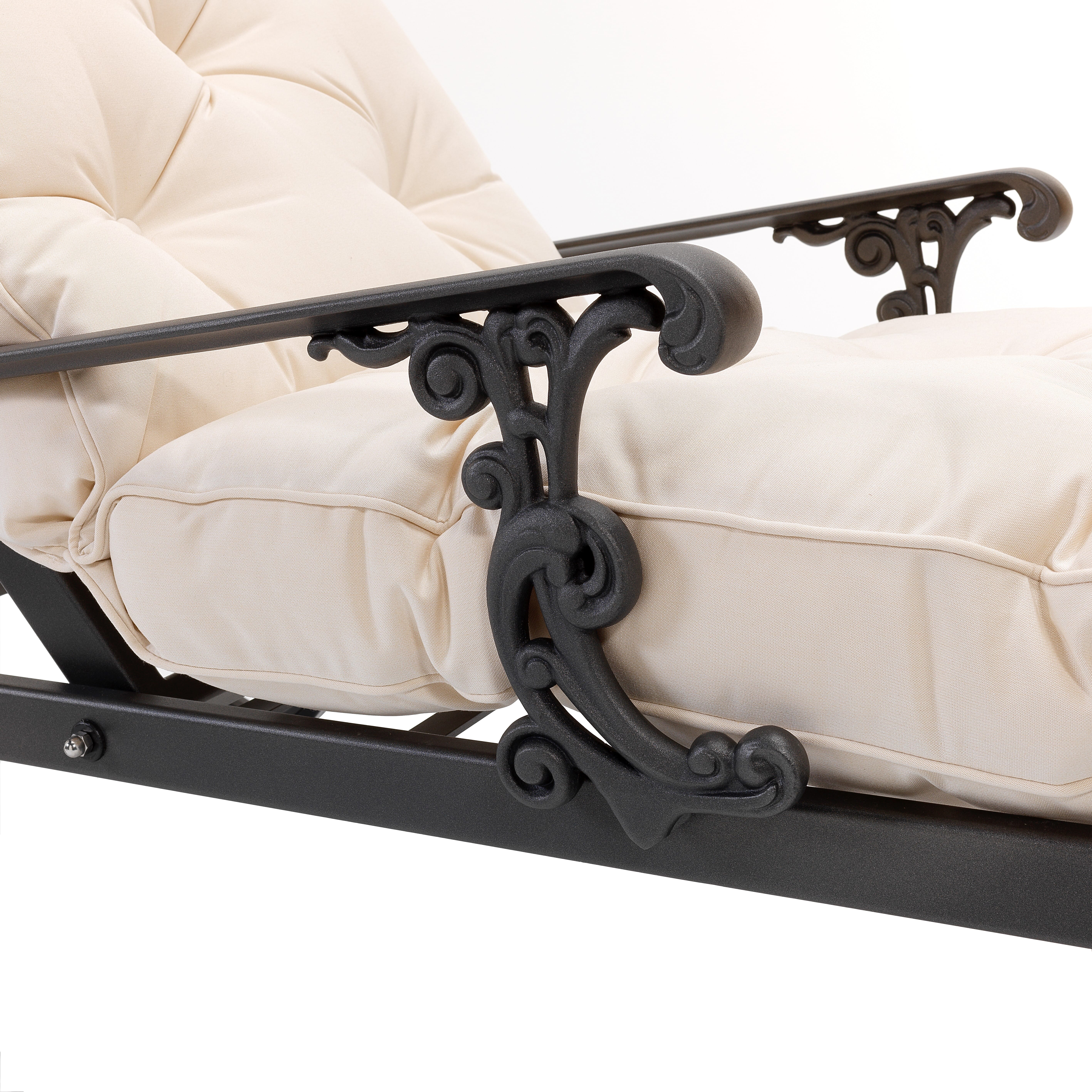 Brownian-lounger-side Brownian-lounger-side