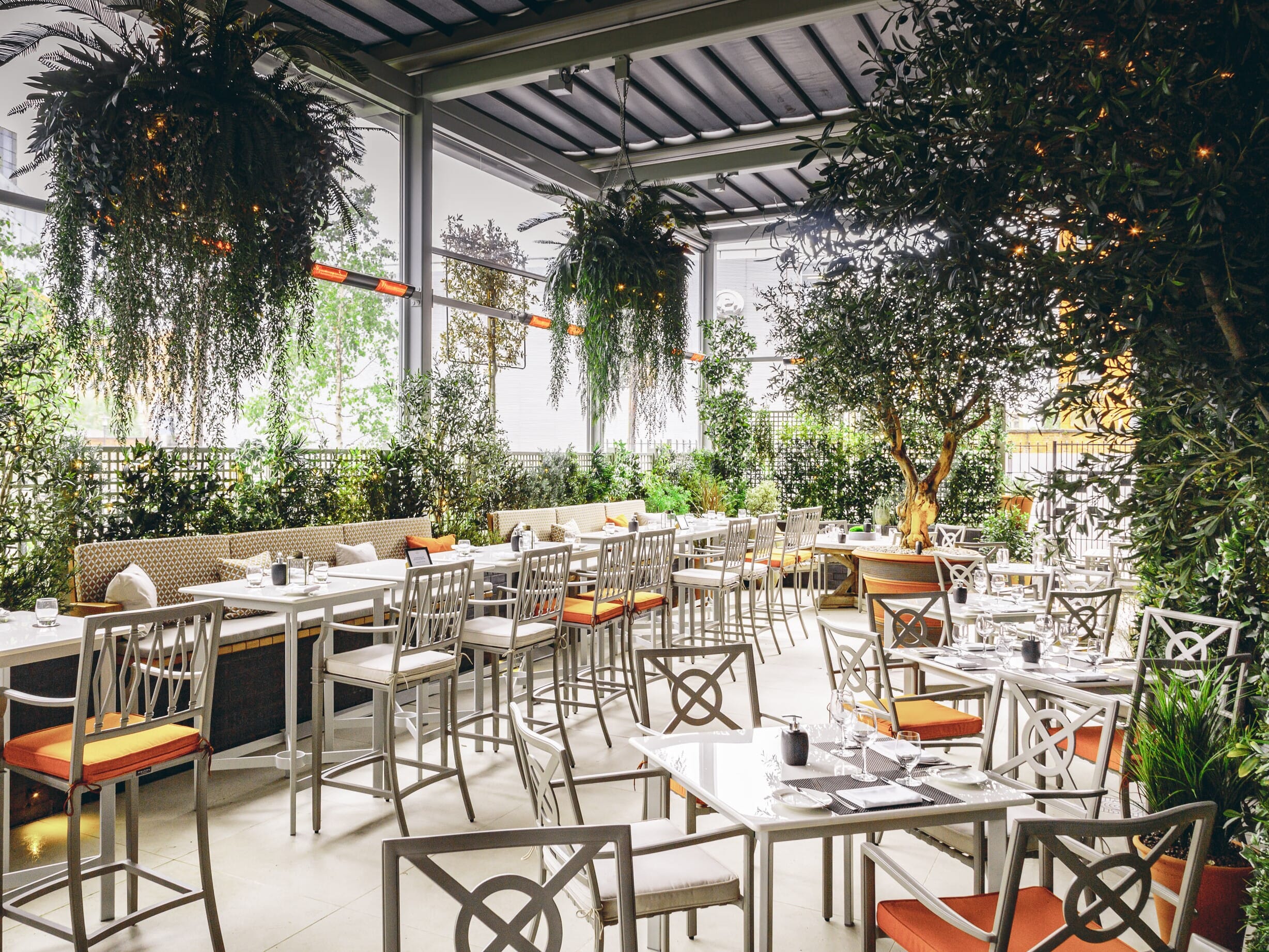 Sienna-Hotel Setting-Manchester - Oxley's Outdoor Hotel Furniture