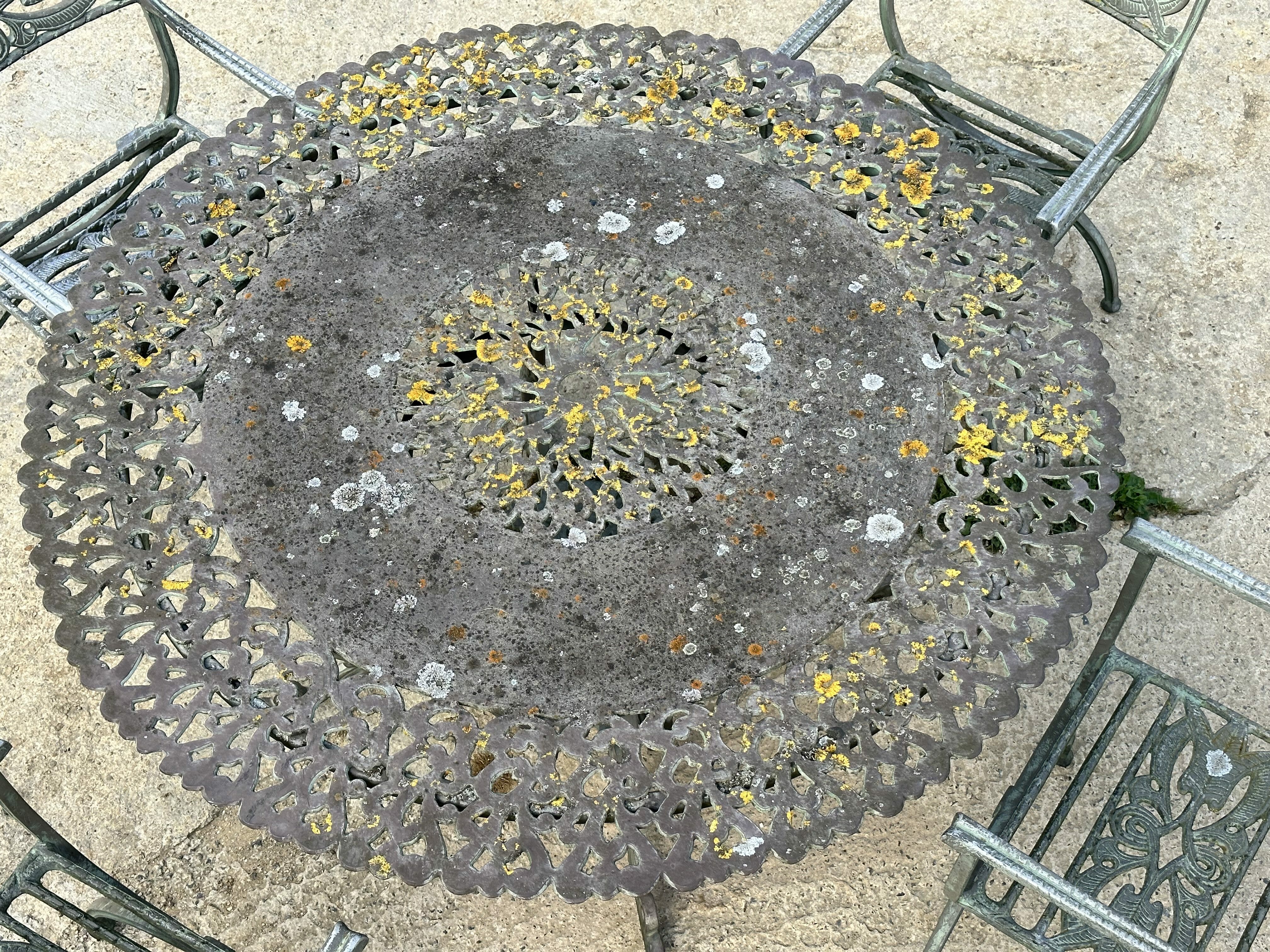 Photo-13-09-2023-14-48-12-1-rotated-e1698847771331