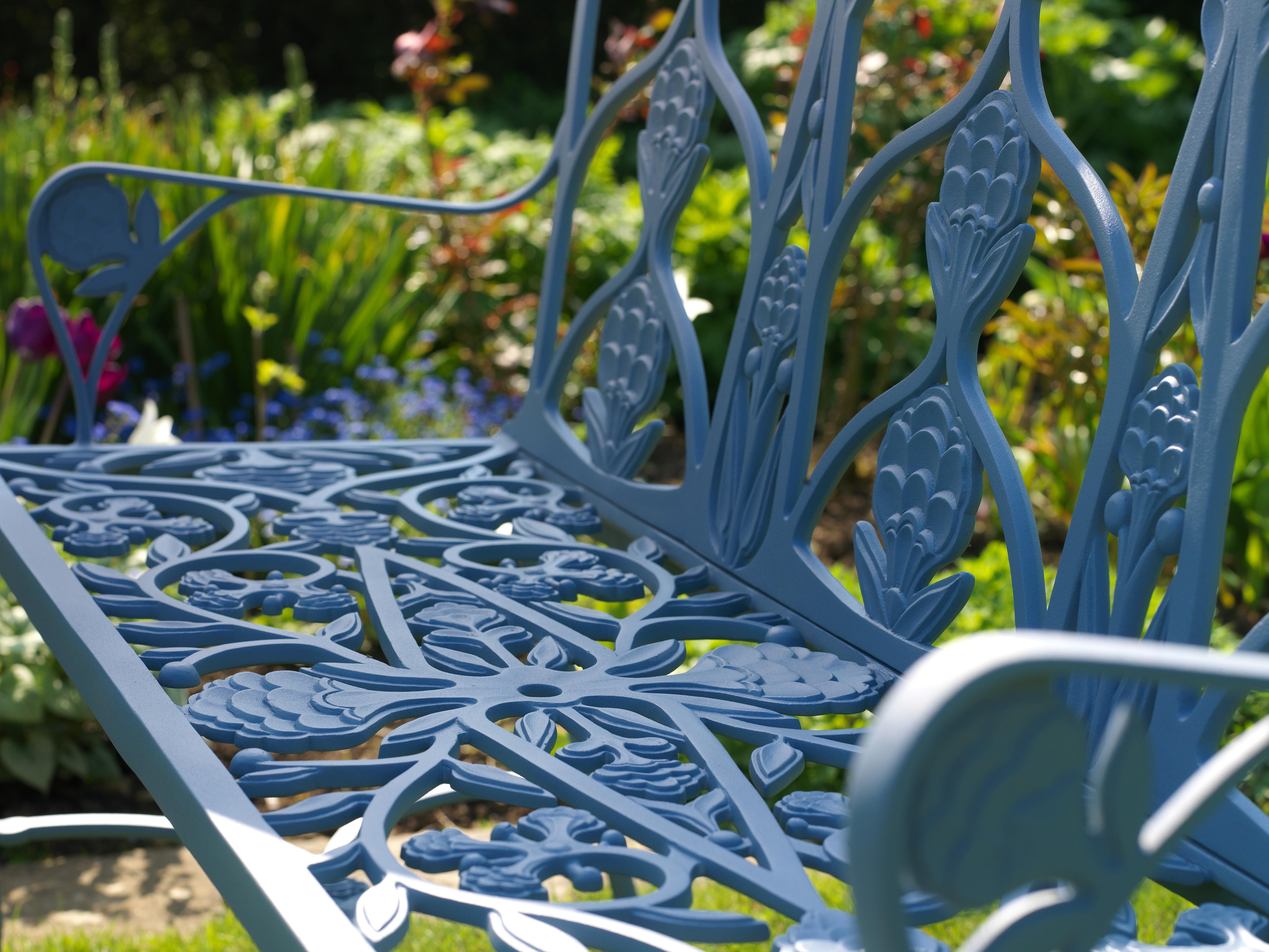 Barrington-Bench-Close-up