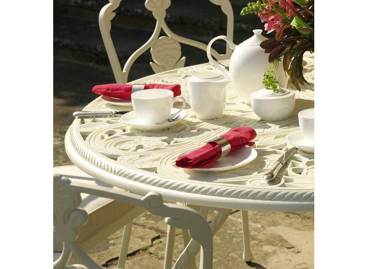 Octavia-table-top-16