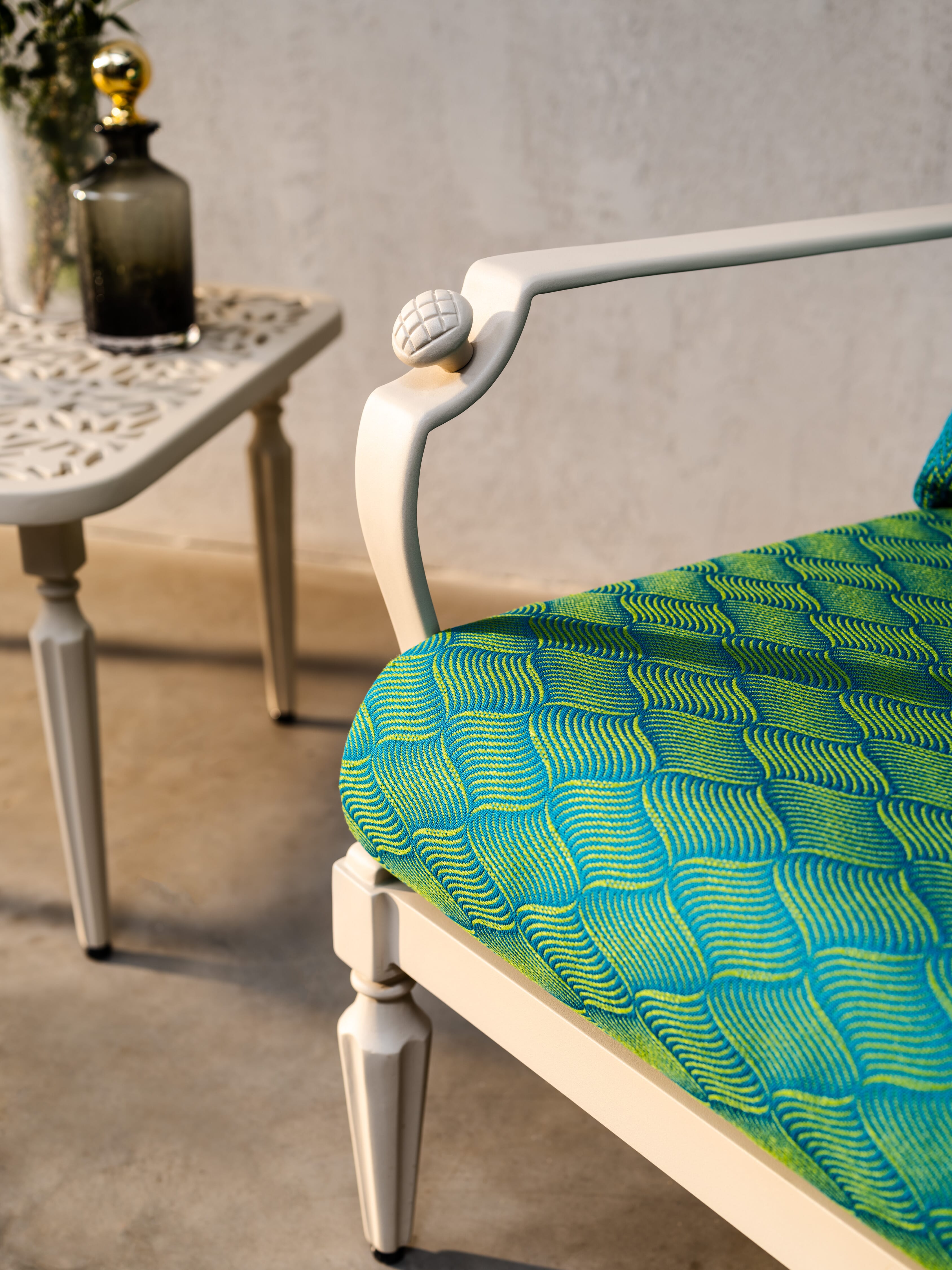 Petrosphere-Lounge-Chair-4