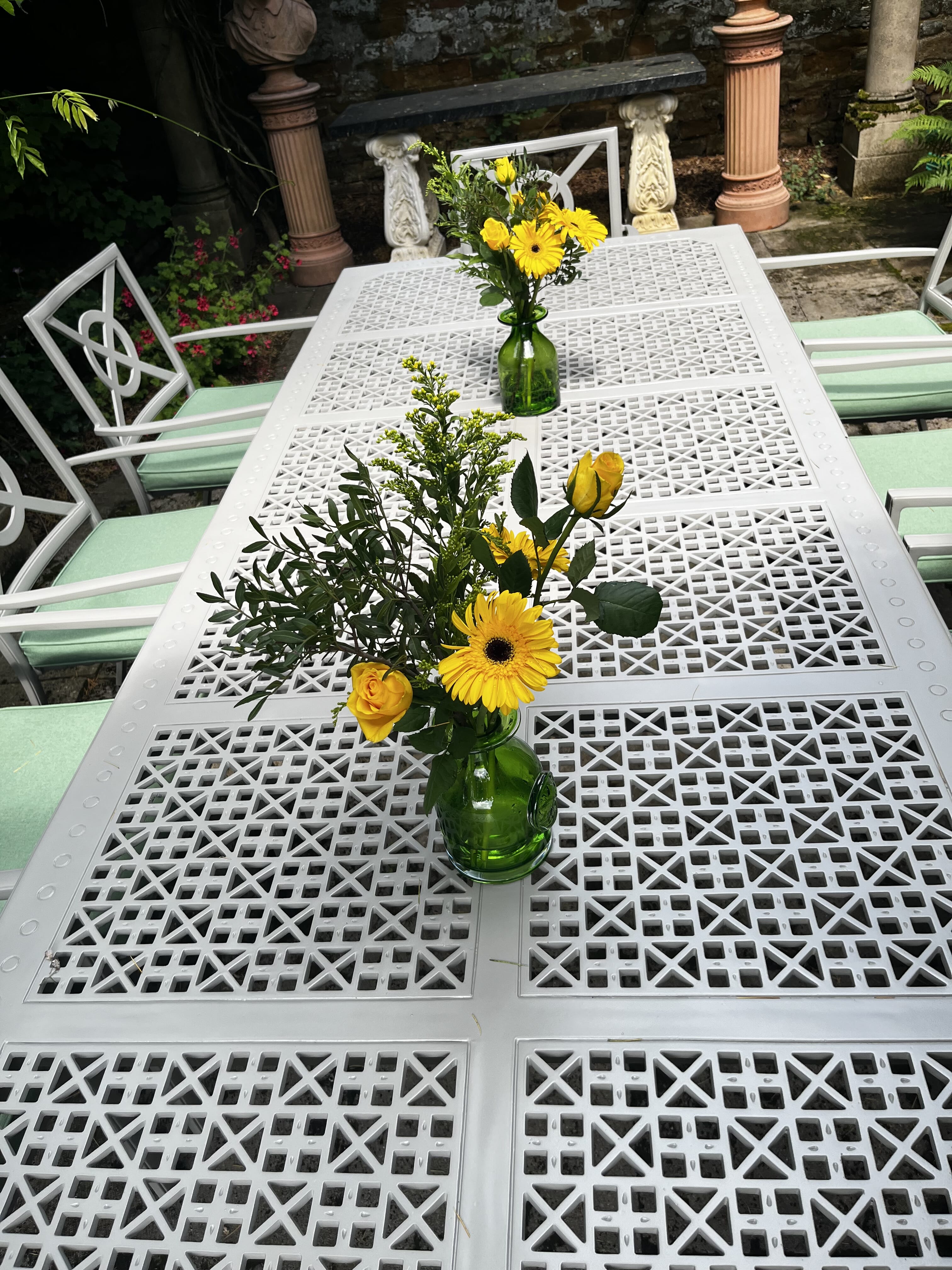 Sienna-10-Seat-set-with-Sienna-Stackable-Armchairs-2