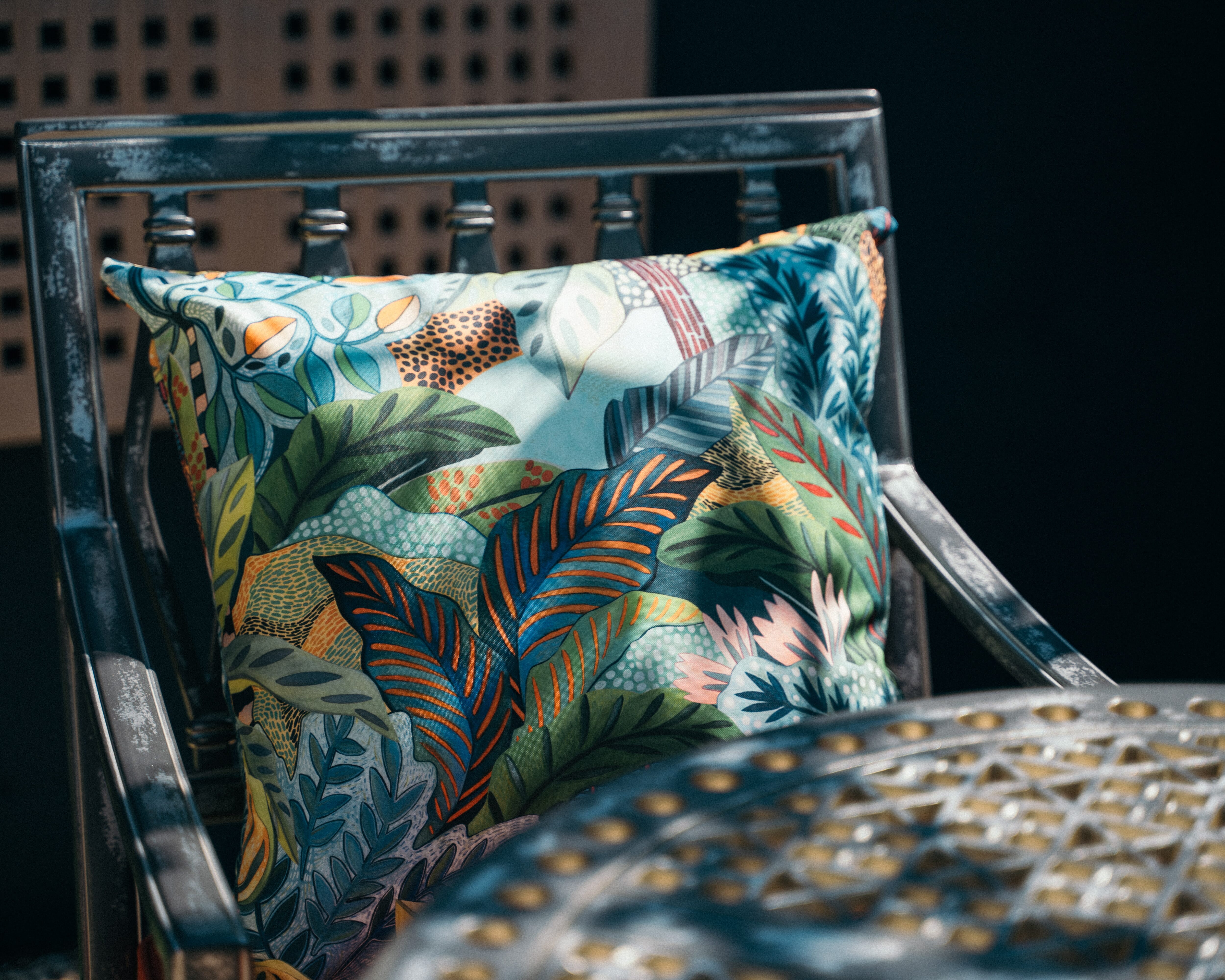 Sienna-armchair-closeup1