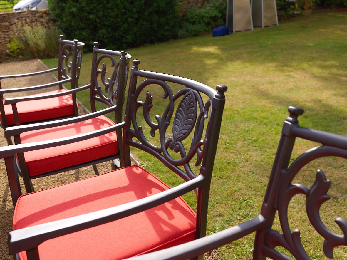 Artemis-2850-Table-with-Armchairs-in-Anthracite-with-Marsala-Cushions-3